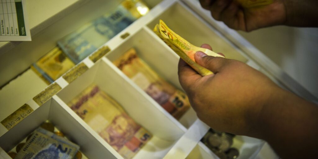 STF: maioria dá mais 2 anos para adesão a ação de perda inflacionária