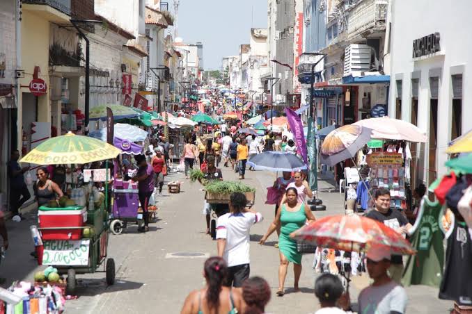O feriado de Corpus Christi, celebrado nesta quinta-feira (19), pode mudar o horário de funcionamento em estabelecimentos comerciais, em São Luís, apesar de não alterar o trabalho nos supermercados.