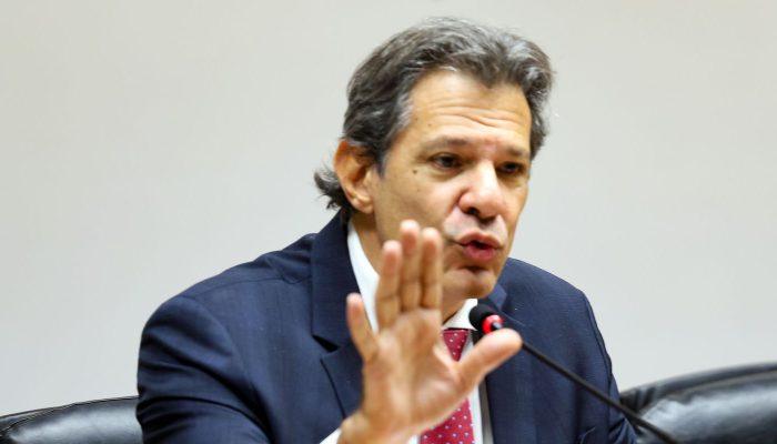 Haddad: Brasil tem "caixa-preta" de R$ 800 bi em renúncias fiscais