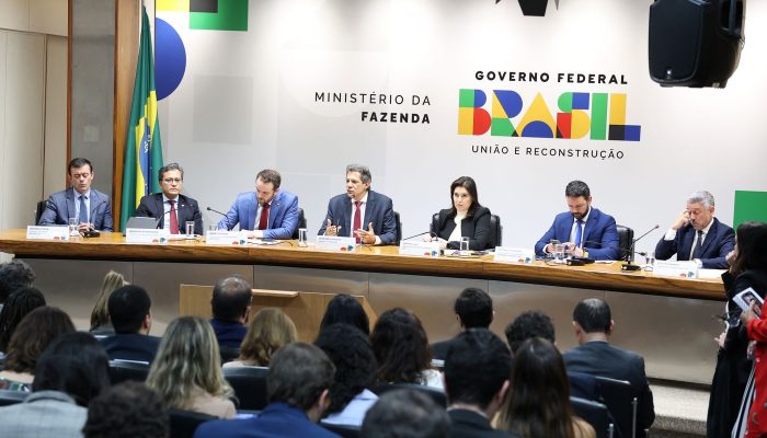 Governo padroniza alíquotas do IOF para arrecadar R$ 20,5 bilhões