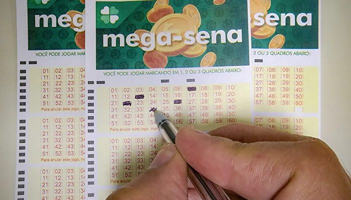 Mega-Sena não tem acertador e prêmio acumula para R$ 90 milhões