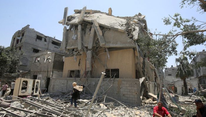 Ataques aéreos de Israel matam 45 pessoas em Gaza