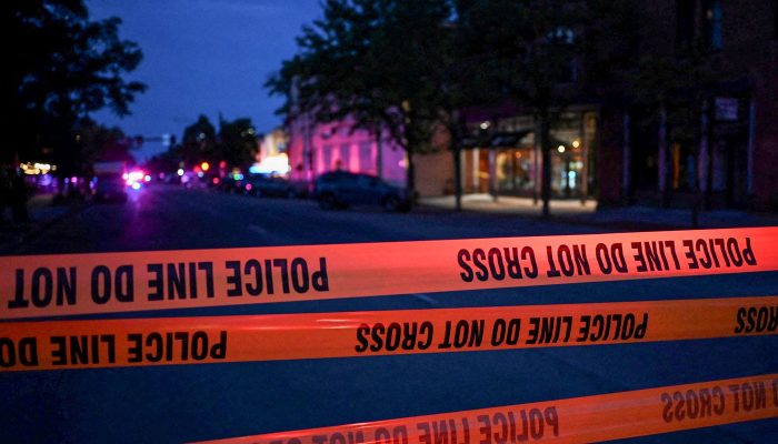 Homem ataca multidão nos Estados Unidos; oito pessoas ficam feridas