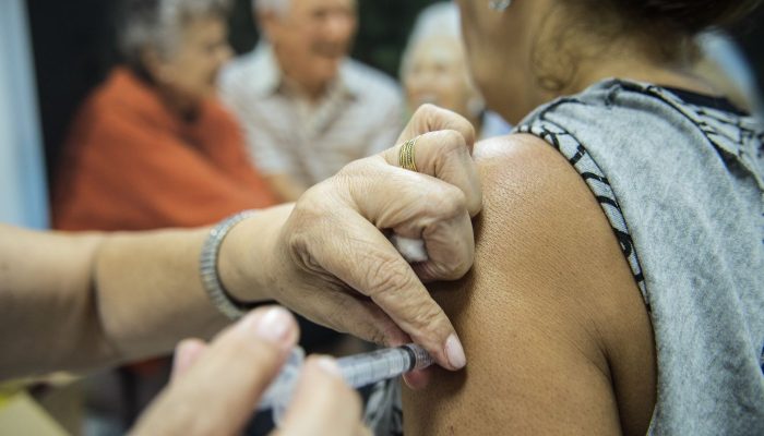 Idosos são os mais atingidos por infecções do vírus da gripe