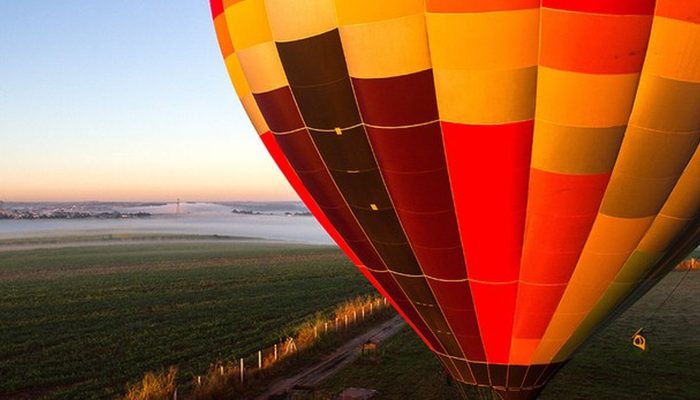 Após tragédia, governo quer avançar em regulamentação do balonismo