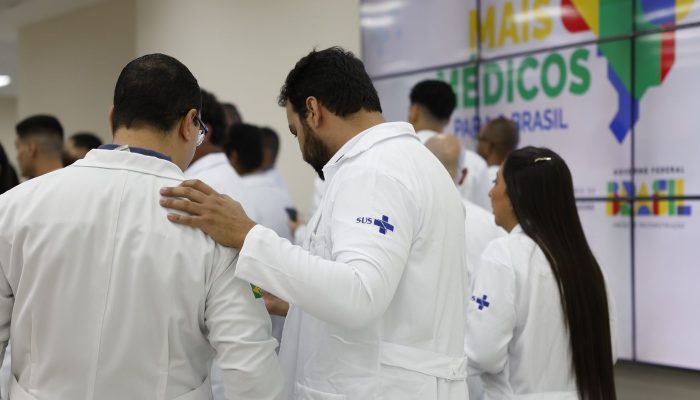 Inscrições para bolsas integrais do Mais Médicos vão até 6 de junho