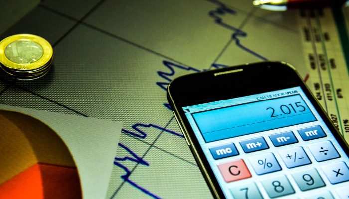 Contas públicas têm superávit de R$ 14,2 bilhões em abril