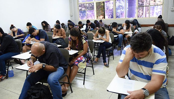 Inscrição para Encceja Exterior e Exterior PPL começa dia 16 de junho