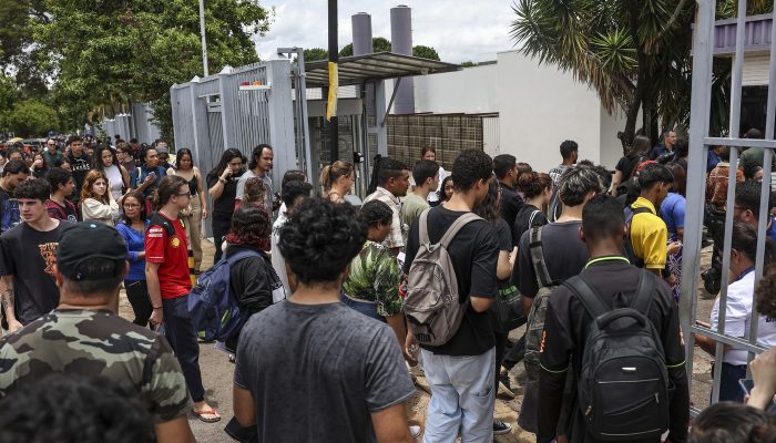 Mais de 5,3 milhões de pessoas já se inscreveram no Enem deste ano