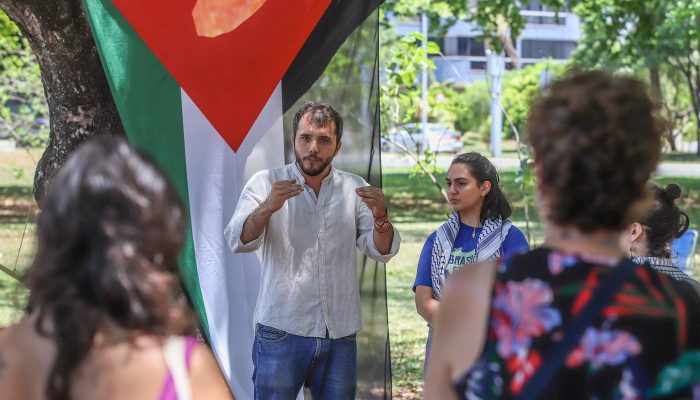 Israel decide deportar ativista Thiago Ávila que iniciou greve de fome