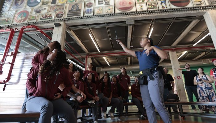 SP: Torcedores acompanham o Campeonato Feminino no Museu do Futebol