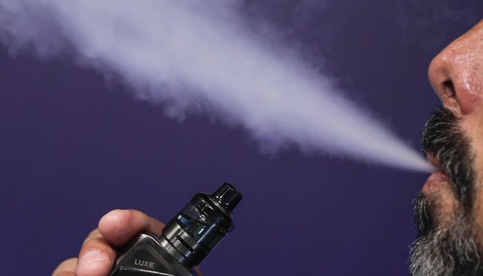 Dia Mundial sem Tabaco alerta para uso de cigarros eletrônicos