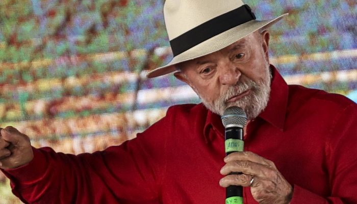 Programa de médicos especialistas será lançado na sexta, diz Lula