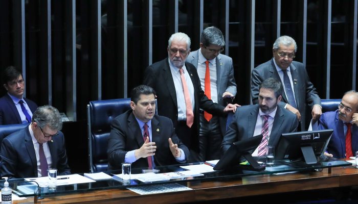 Senado aprova PEC que inclui guarda municipal na segurança pública