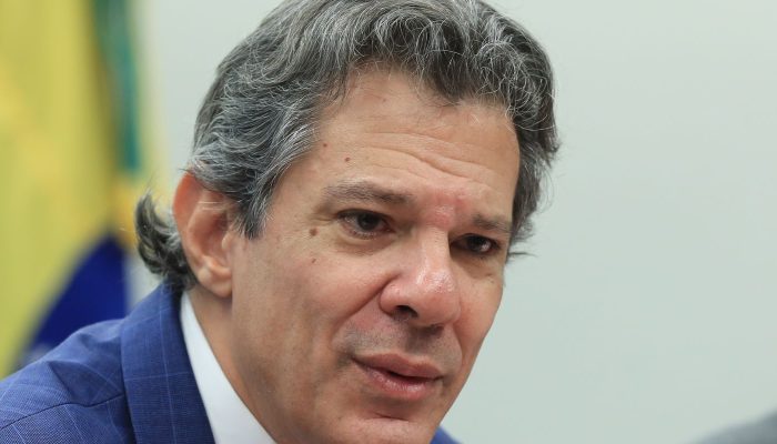 Fim de isenção a títulos privados não prejudicará produtor, diz Haddad