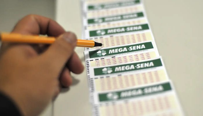 Ninguém acerta a Mega-Sena e prêmio principal acumula em R$ 31 milhões