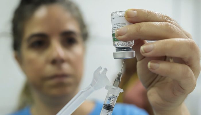 Escanteado na pandemia, Sul Global coopera por maior acesso a vacinas
