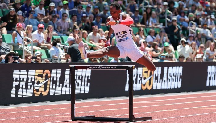 Alison dos Santos supera campeão olímpico em palco de título mundial