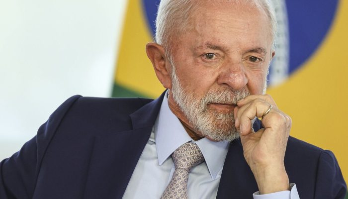Lula está bem e permanece em repouso no Alvorada