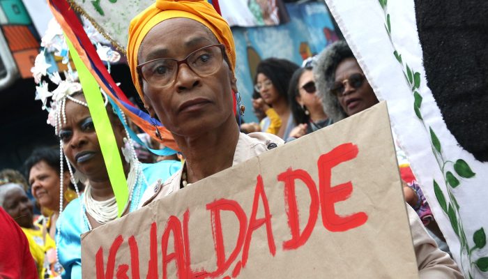 Quase 85% da população preta afirma ter sofrido discriminação racial